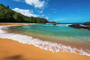 Isolated Collection: Sand and surf at Lumahai Beach, Island of Kauai, Hawaii USA