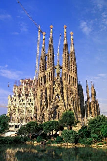 Churches Fine Art Print Collection: Spain, Barcelona. Sagrada Familia Cathedral, designed by Antoni Gaudi
