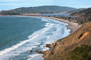 Town View Collection: USA, California, San Francisco Bay Area, Marin County, elevated view of Stinson Beach