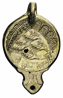 Ancient artifacts and relics Collection: Ancient Roman oil lamp with Circus Maximus scene