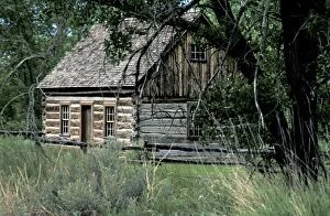 Theodore Roosevelt Collection: Log cabin once owned by Theodore Roosevelt, North Dakota