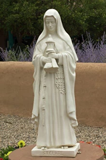 Sculpture Collection: Saint Clare statue