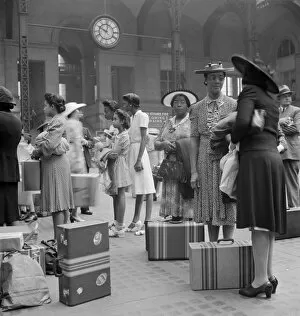 Related Images Photo Mug Collection: NYC: PENN STATION, 1942. Passengers waiting for their train at Penn Station in New York City