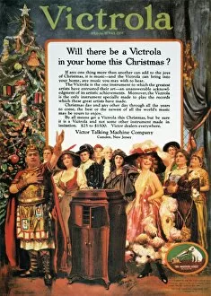 Dame Collection: VICTROLA ADVERTISEMENT featuring Enrico Caruso as Rhadames in Verdis Aida (extreme left)