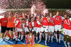 Related Images Framed Print Collection: Arsenal Celebrate16 040515. jpg