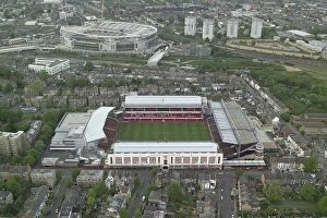 Islington Collection: Emirates Stadium - Home of Arsenal Football Club, Islington, London (2005)