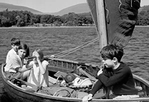 Lake District Collection: Sailing on the lake