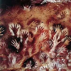 Monuments and landmarks Metal Print Collection: Argentina, Patagonia, Cueva de las Manos, ( Cave of Hands ), cave paintings