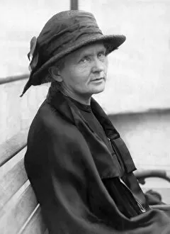 3 Feb 2014 Canvas Print Collection: Portrait of Marie Curie