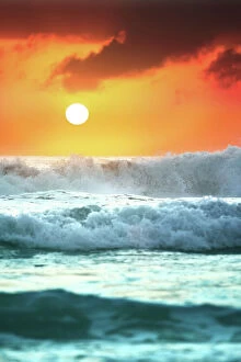 Scenic artwork Photographic Print Collection: Ocean sunrise