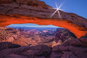 Related Images Metal Print Collection: Sunstar and morning light at Mesa Arch, Canyonlands National Park, Utah