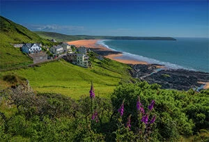 Devon Canvas Print Collection: View to Woolacombe sands