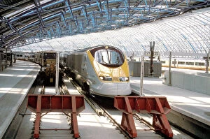 New London Architecture Collection: Eurostar service at Waterloo Station, by Chris Hogg, 1999. This extension to Waterloo