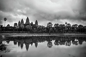 Cambodian Cambodian Cushion Collection: Black and white shot of Angkor Wat
