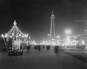 Group Of People Collection: Blackpool Illuminations