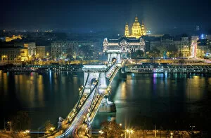 Budapest Collection: Budapest - Chain Bridge by Night