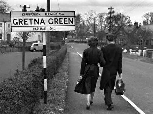 Landscape painting Mouse Mat Collection: A couple entering Gretna Green