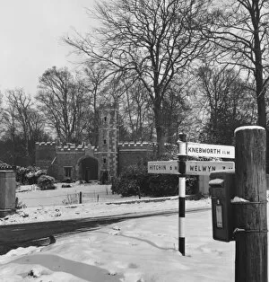 Welwyn Collection: Knebworth Gate