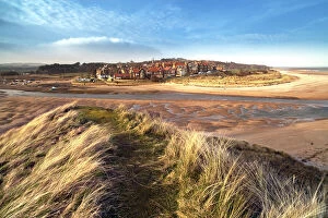 Ray Bradshaw Framed Print Collection: Landscape of Alnmouth