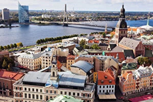 Cathedrals Jigsaw Puzzle Collection: Latvia, Riga, Old town and bridge