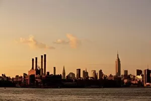 New York State Collection: Manhattan skyline seen from Williamsburg, Brooklyn