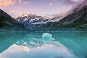 Majestic historic structures Photographic Print Collection: Mt Cook at sunset reflected in lake, New Zealand