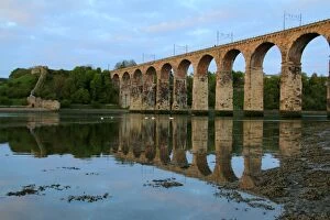 Industrial revolution Mouse Mat Collection: The railway viaduct at Berwick-upon-Tweed, England