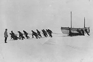 Antarctic Expedition Photo Mug Collection: Shackletons Trans-Antarctic Expedition