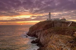 Anglesey Collection: South stack lighthouse