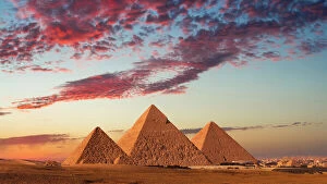 Egyptian pyramids and tombs Jigsaw Puzzle Collection: Sunset at the Pyramids, Giza, Cairo, Egypt