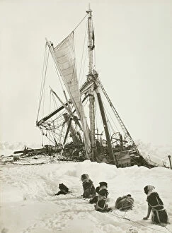 Trans-Antarctic Expedition Canvas Print Collection: Endurance crushed by the ice and sinking