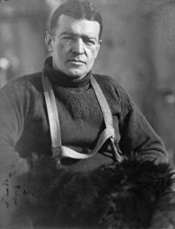 Antarctic Expedition Photo Mug Collection: Portrait of Ernest Shackleton
