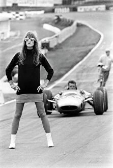 Related Images Metal Print Collection: Dangerous corner... Brands Hatch, Kent, England; Unidentified speed car driver