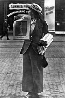 Portraits Photo Mug Collection: English suffragette, feminist newspaper, 1908
