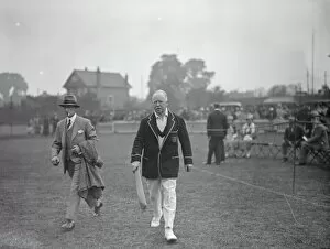 Politicians Greetings Card Collection: London Mayor of London ( Sir Rowland Blades M. P ) Plays cricket at the new sports