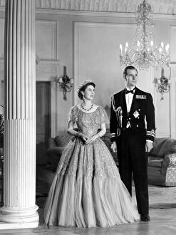 Queen Elizabeth II Premium Framed Print Collection: Queen Elizabeth II and Duke of Edinburgh 1952