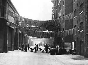 Victorian Architecture Fine Art Print Collection: Sugar bags hanging out to dry, North Quay, West India Docks, 1900