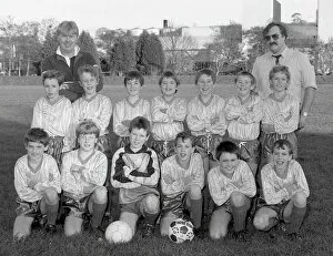John Wall Mouse Mat Collection: Lostwithiel CP School football team, Lostwithiel, Cornwall. February 1990