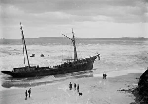 St Ives Photographic Print Collection: The wreck of the collier Bessie, with all that remains of the wrecked Vulture in the surf beyond