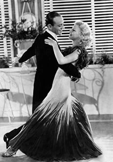Black and White Premium Framed Print Collection: Ginger Rogers Dancing with her partner Fred Astaire