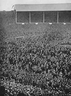 Football Photographic Print Collection: FA Cup Final, Wembley, London, 1923 (b/w photo)