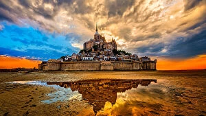 Mont Saint Michel Collection: Mont Saint Michel, Normandy