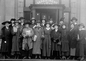 Allen Smith Mouse Mat Collection: High Cost of Living - Investigators at Labor Dept. Miss Dorthea C. Davis; Mrs. Minnie E.... 1917
