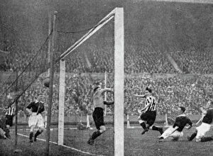 Arsenal Football Club Collection: Jack Allen heads Newcastles first goal, FA Cup Final, Wembley, London, 1932