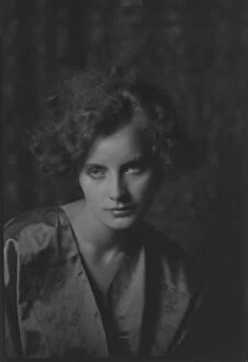 Related Images Collection: Miss Greta Garbo, portrait photograph, 1925 July 27. Creator: Arnold Genthe
