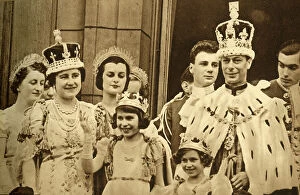 Crown Jewels Collection: The Royal Family on the Balcony at Buckingham Palace, 1937. Creator: Photochrom Co Ltd of London