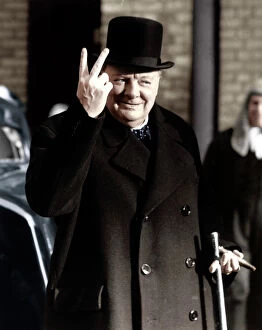 Politicians Canvas Print Collection: Winston Churchill making his famous V for Victory sign, 1942