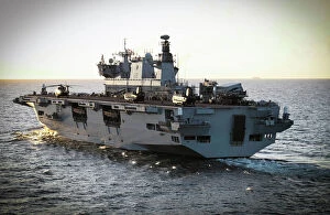 Chinook Collection: HMS Ocean at sea