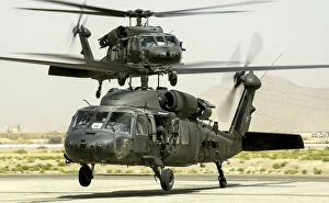 Equipment Collection: US Sikorsky UH-60 Black Hawk Helicopter
