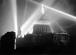 Inner Boroughs Collection: St Pauls Cathedral flood lit during the VE day celebrations to celebrate victory in